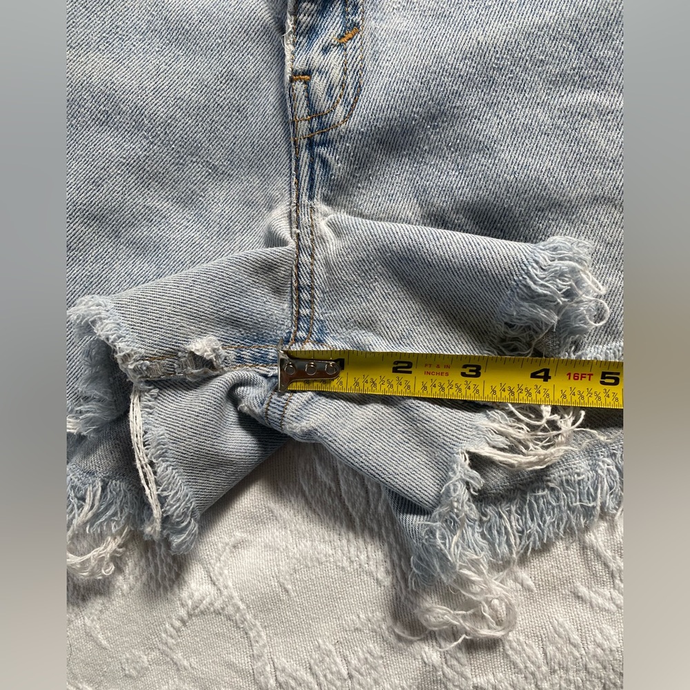 Levi’s Jean Shorts, Vintage, Size 12 - Picture 7 of 8